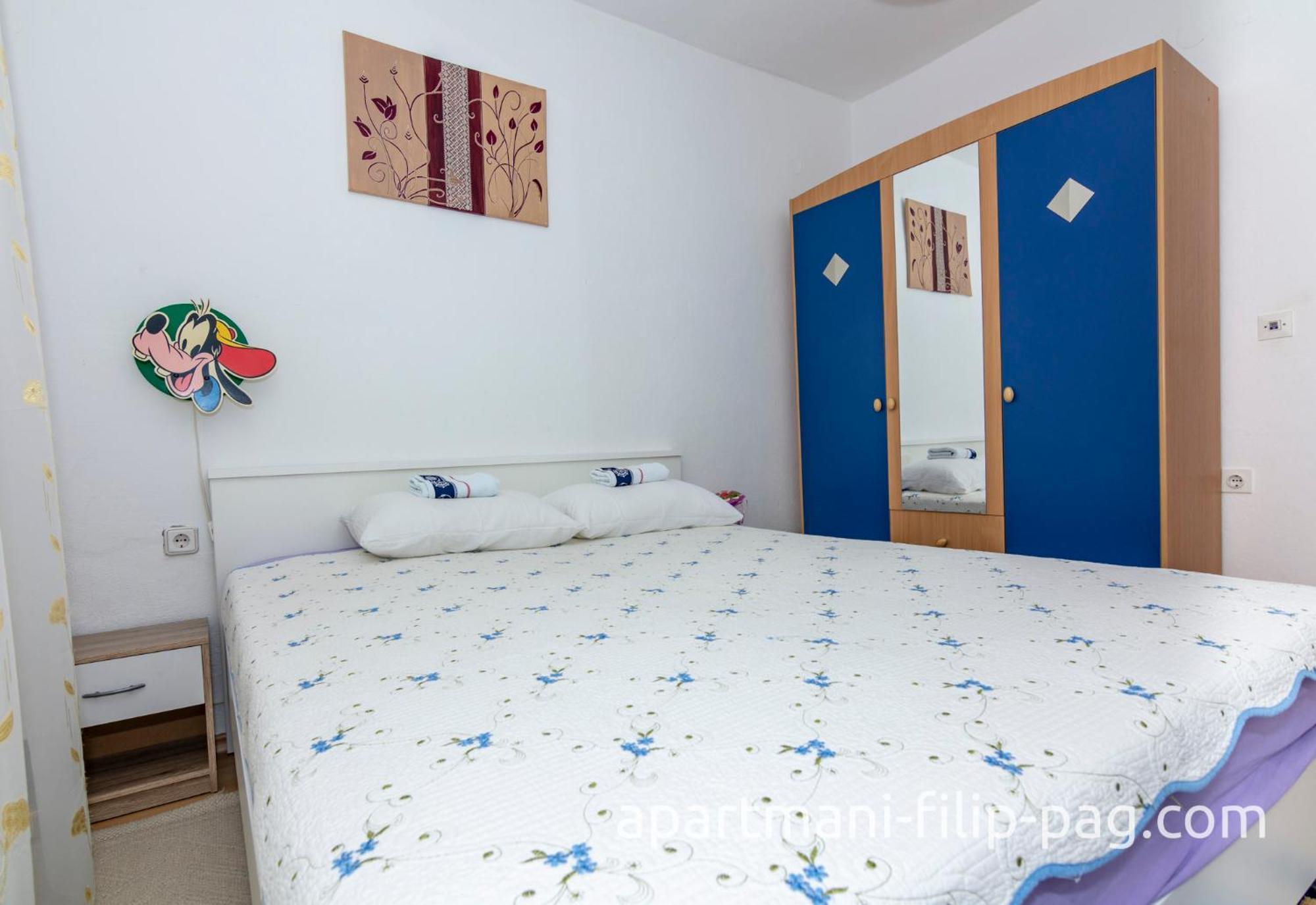 Apartmani Filip Pag Town Exteriör bild